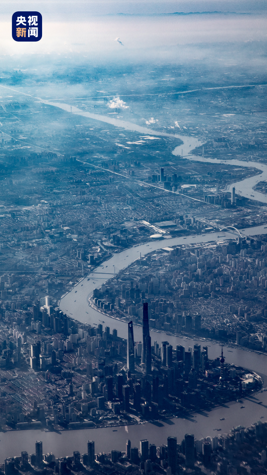 Overlooking the Huangpu River.