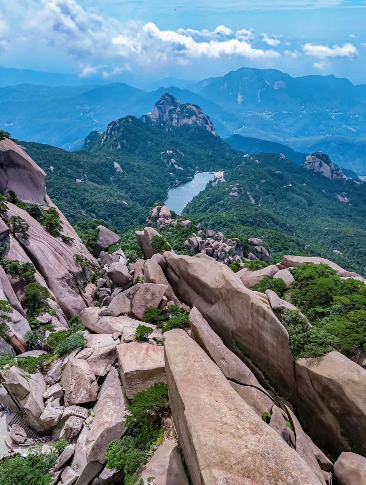 Looking at Lian Dan Lake from the mountain