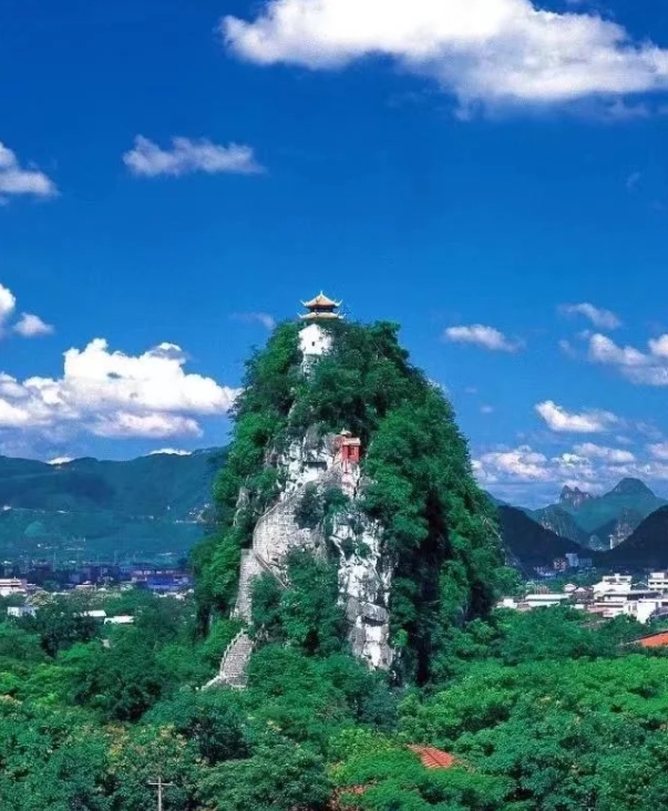 Duxiu Peak Prince City Scenic Area