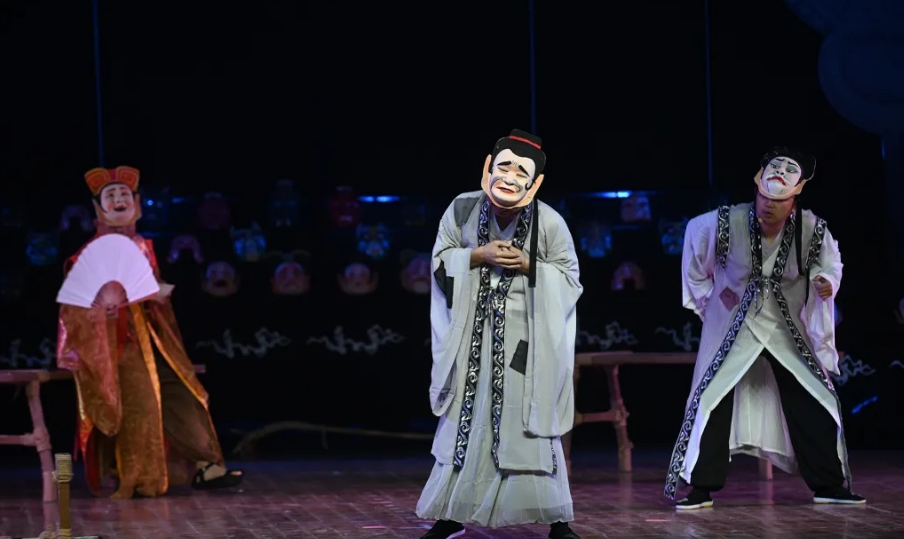 Meishan Nuo Opera Scene: "Lady Liu Crossing the River"