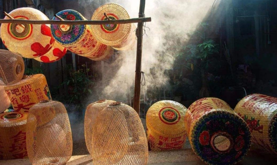 Bamboo Weaving Lanterns in Chaozhou